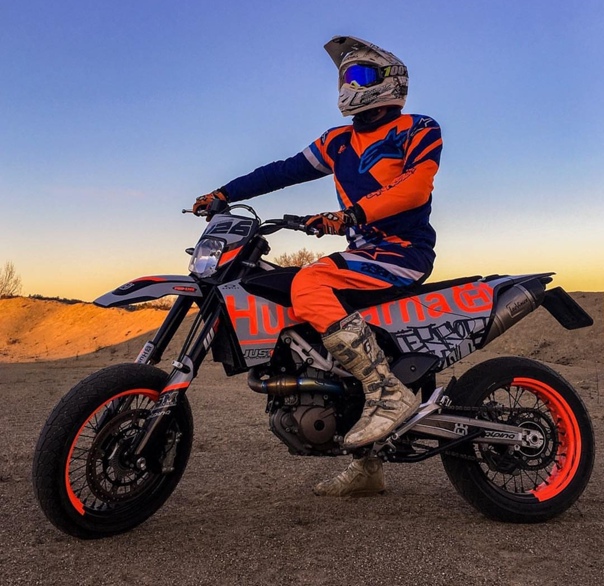 Как выбрать экипировку для начинающего питбайкера?